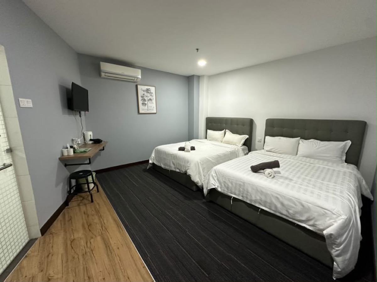 3C Hotel Puchong — Family Room — No View (2 Queen Beds)