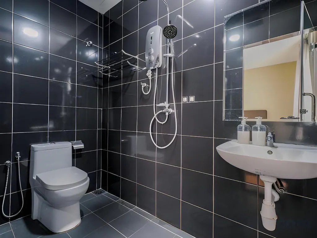 3C Hotel Puchong — Triple Room, no street view, photo 4